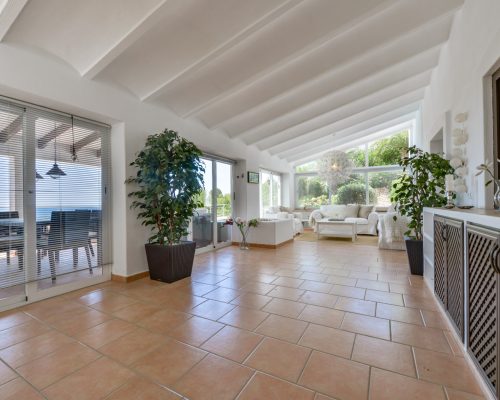 KV343 Villa Altea covered terrace