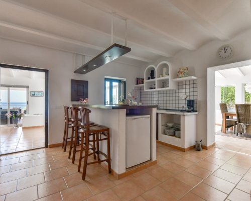 KV343 Villa Altea kitchen